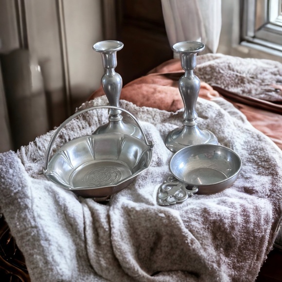 Set of 4 Pewter Items - Picture 3 of 13